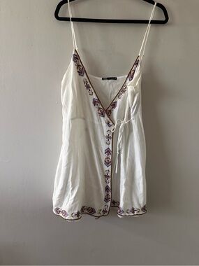 Zara White Embroidered V-Neck Mini Dress